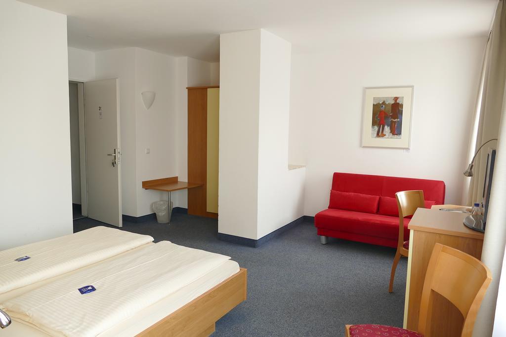 Hasi'S Hotel Grafing Exteriér fotografie